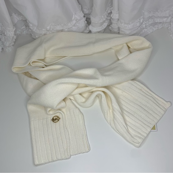 Michael Michael Kors Ivory Knit Scarf - Picture 2 of 4